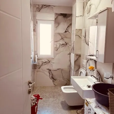 Jimmys شقة Lezhë